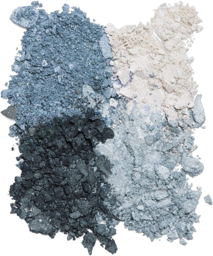 Glorious mineral eyeshadows divine blue 021stLavera